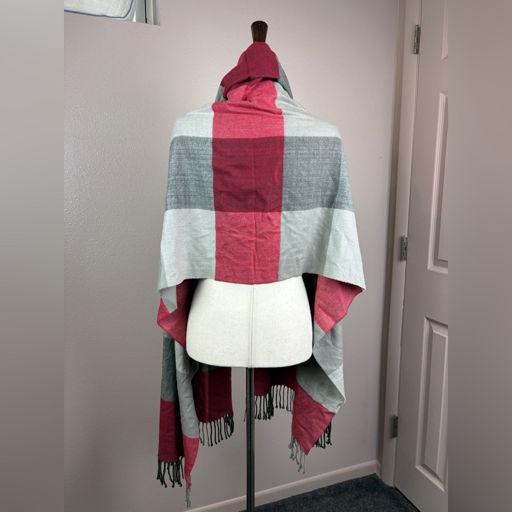 Red, grey, and black soft scarf - Picture 3 of 5